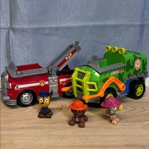 Paw Patrol Fire Truck and recycling truck with 3 Figures Set